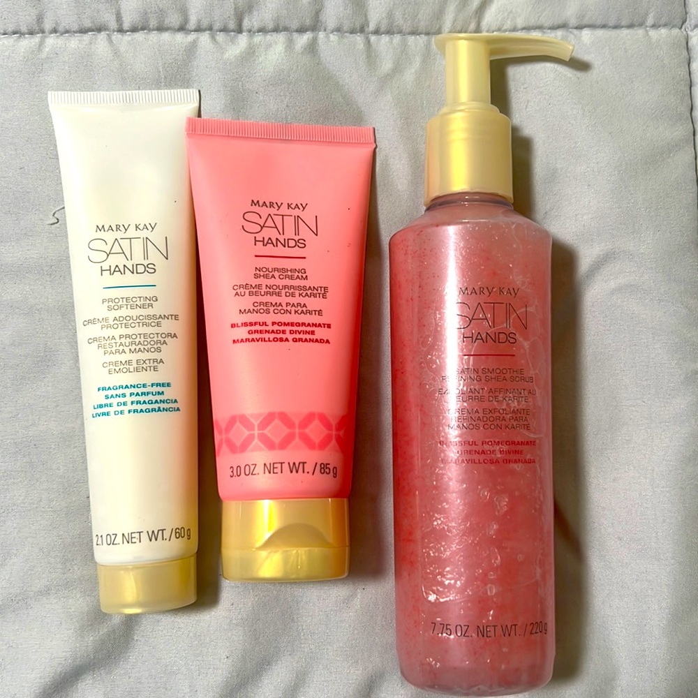 New with tag mary kay satin hands